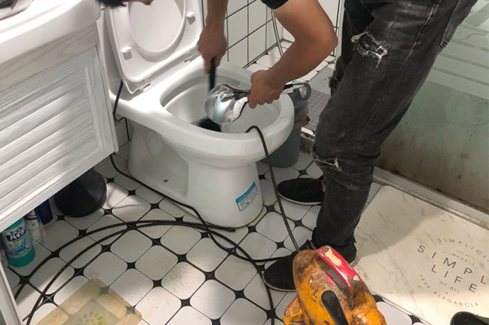 盐田疏通下水道